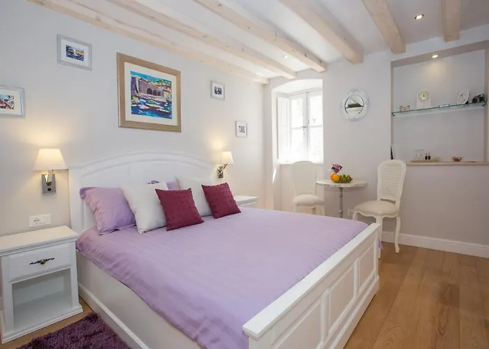 Studio Apartments Sonatina