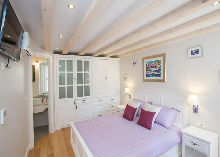 Studio Apartments Sonatina